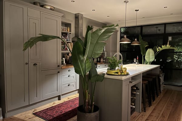 House sit in Richmond, United Kingdom