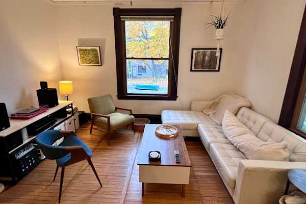 House sit in Madison, WI, US