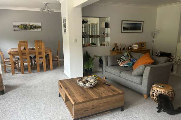 House sit in Steyning, United Kingdom
