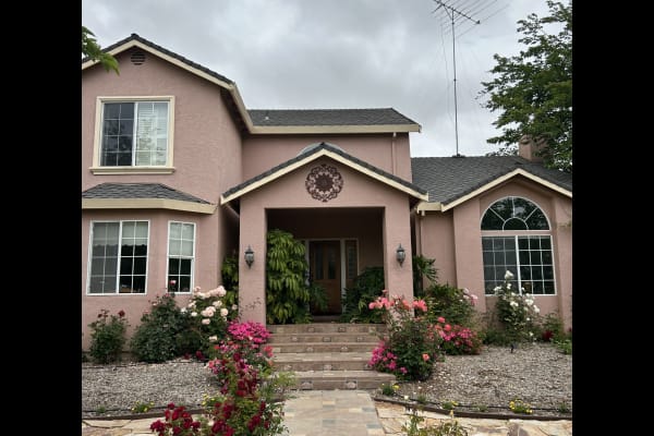 House sit in Hollister, CA, US