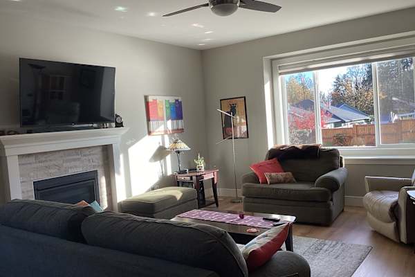 House sit in Chemainus, BC, Canada