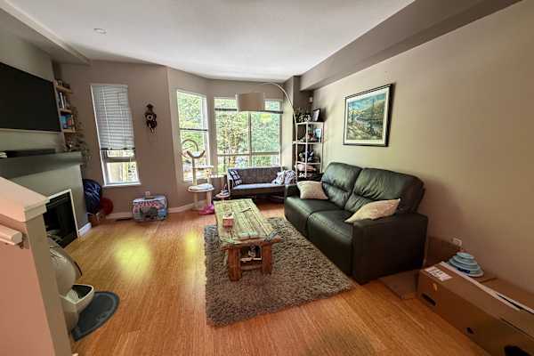 House sit in Port Moody, BC, Canada