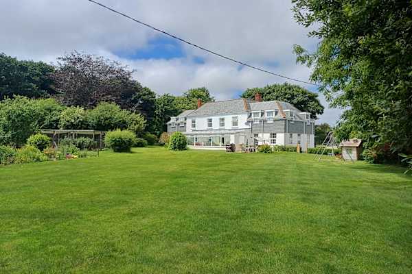 House sit in Truro, United Kingdom