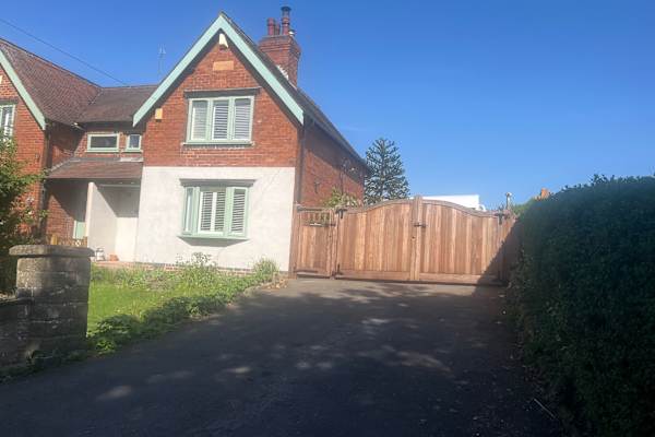 House sit in Denby, United Kingdom