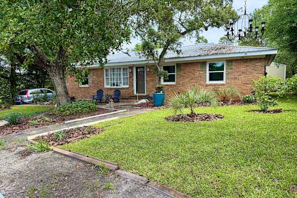 House sit in Carrabelle, FL, US