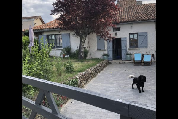 House sit in Aubeterre-sur-Dronne, France