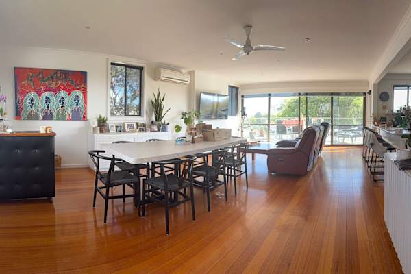 House sit in Melbourne, VIC, Australia