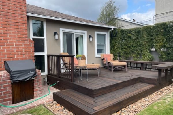 House sit in West Los Angeles, CA, US