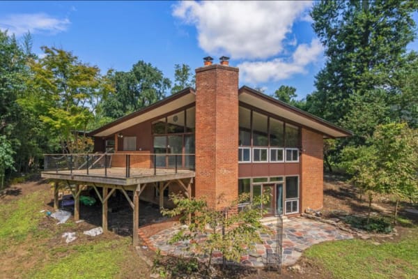 House sit in Fort Washington, MD, US