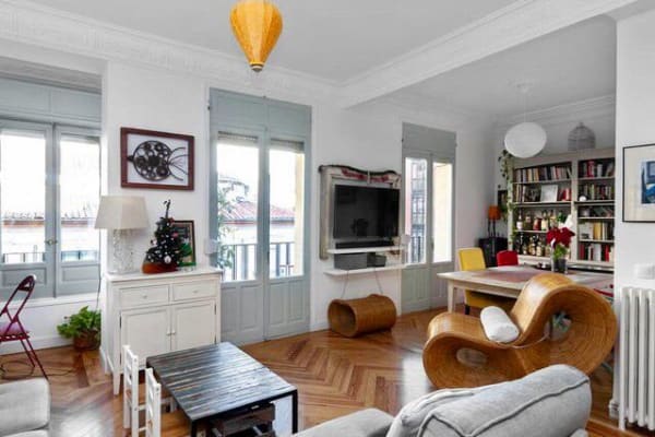 House sit in Madrid, Spain