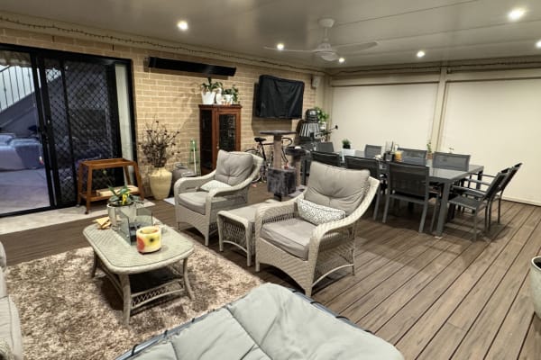 House sit in Orchard Hills, NSW, Australia