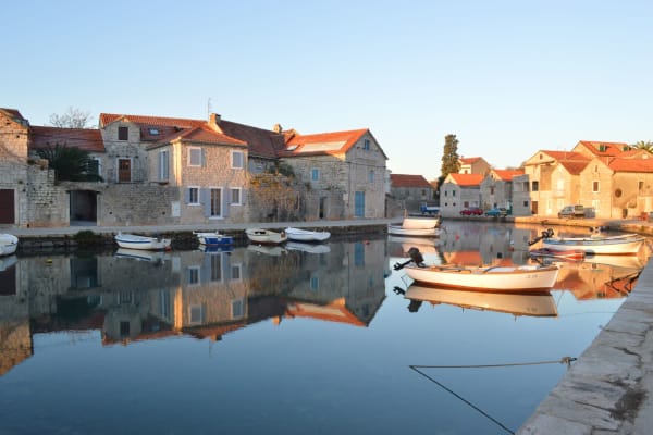 House sit in Vrboska, Croatia
