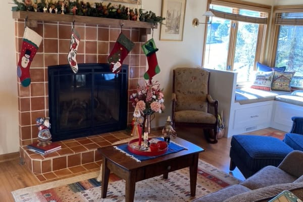 House sit in Estes Park, CO, US