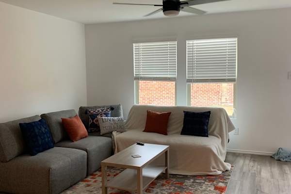 House sit in McKinney, TX, US