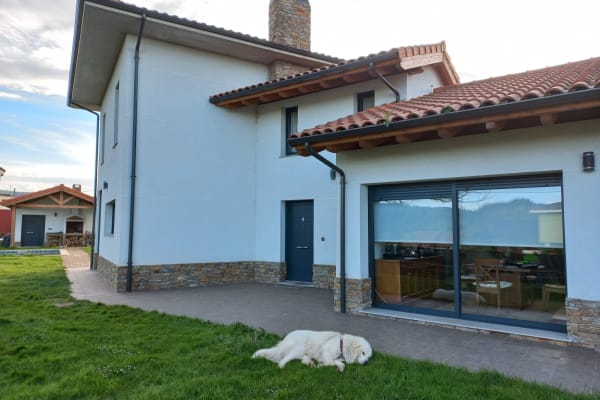 House sit in Gijón, Spain