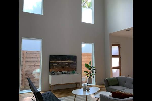 House sit in Dallas, TX, US