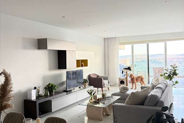 House sit in Mellieħa, Malta