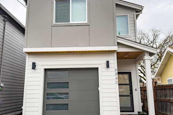 House sit in Milwaukie, OR, US