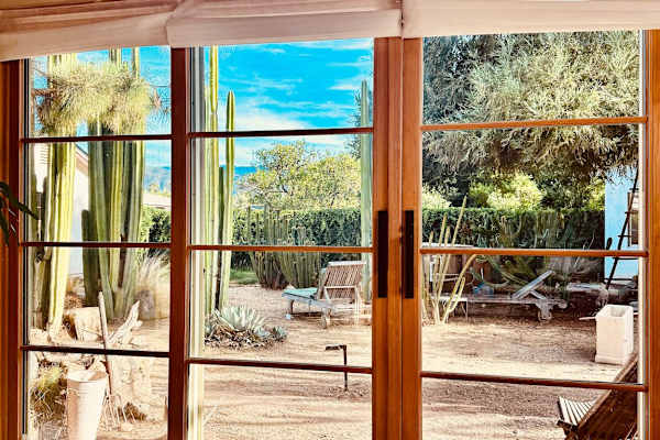 House sit in Ojai, CA, US