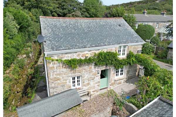 House sit in Penzance, United Kingdom