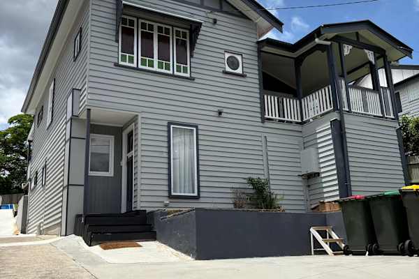 House sit in Brisbane, QLD, Australia