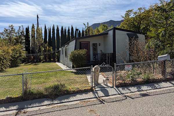 House sit in Bishop, CA, US