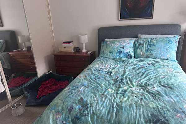 House sit in Melbourne, VIC, Australia
