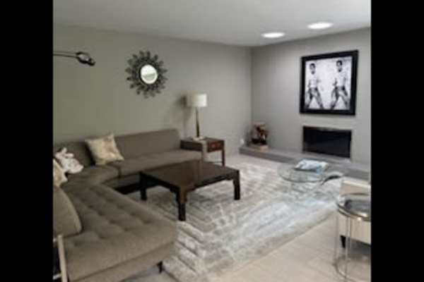 House sit in Palm Springs, CA, US