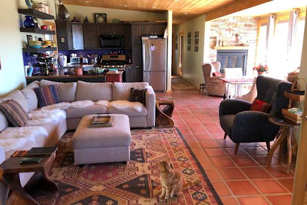 House sit in Taos, NM, US