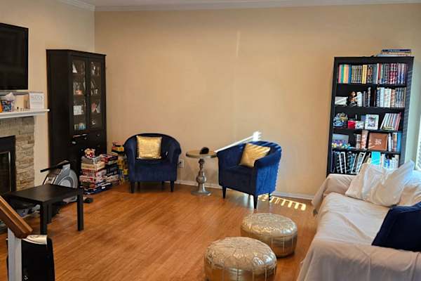 House sit in Redondo Beach, CA, US