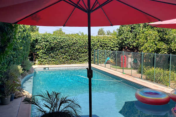 House sit in Los Angeles, CA, US