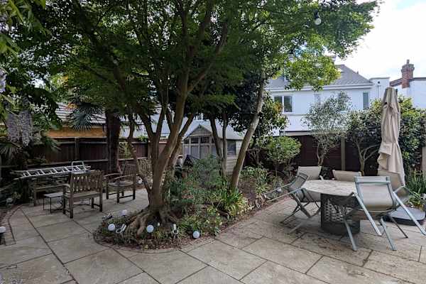 House sit in Wandsworth, United Kingdom