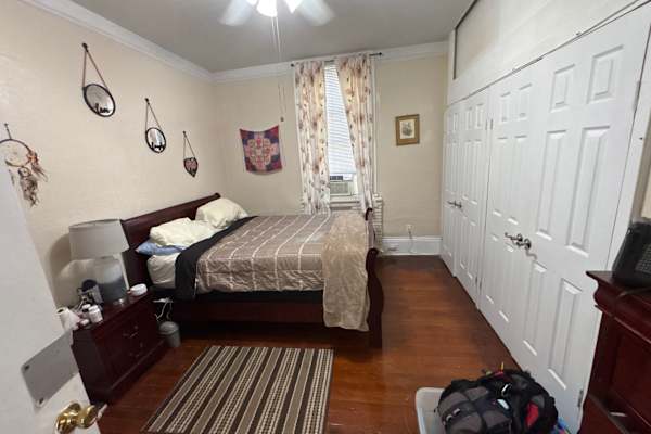 House sit in New Orleans, LA, US