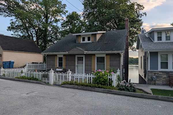 House sit in Valparaiso, IN, US