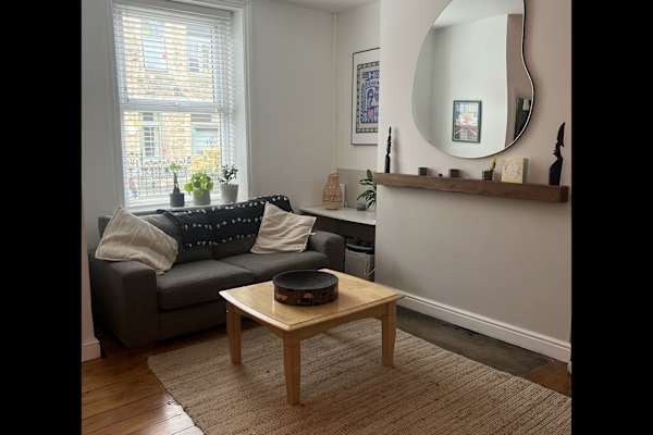 House sit in Manchester, United Kingdom