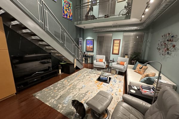 House sit in Washington, D.C., Washington, D.C., US