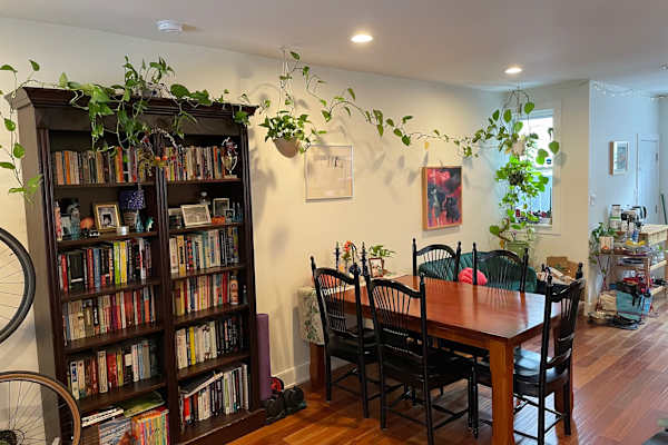 House sit in Philadelphia, PA, US