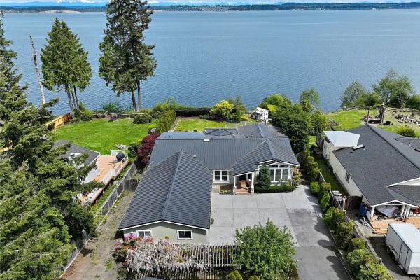 House sit in Port Ludlow, WA, US