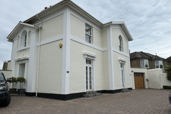 House sit in Torquay, United Kingdom