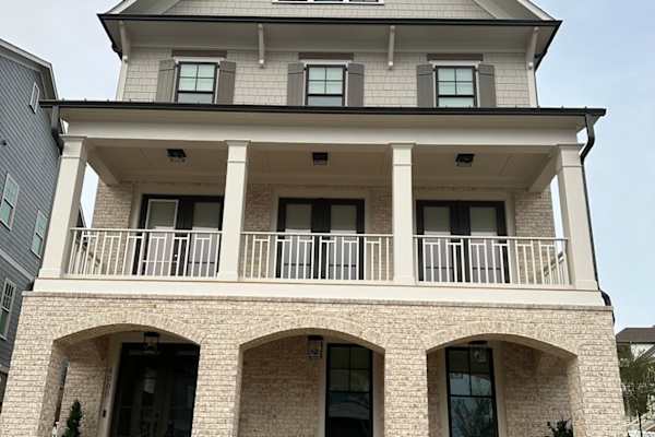 House sit in Woodstock, GA, US