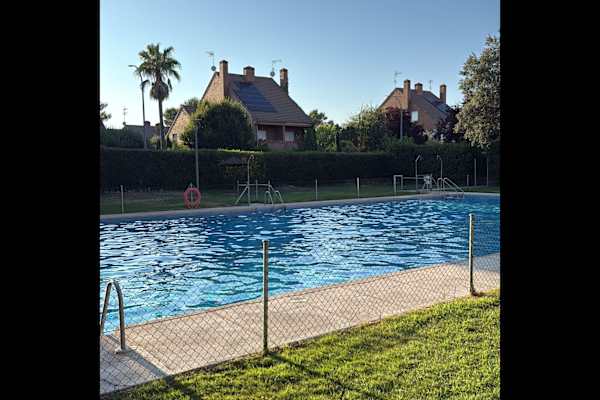 House sit in Boadilla del Monte, Spain