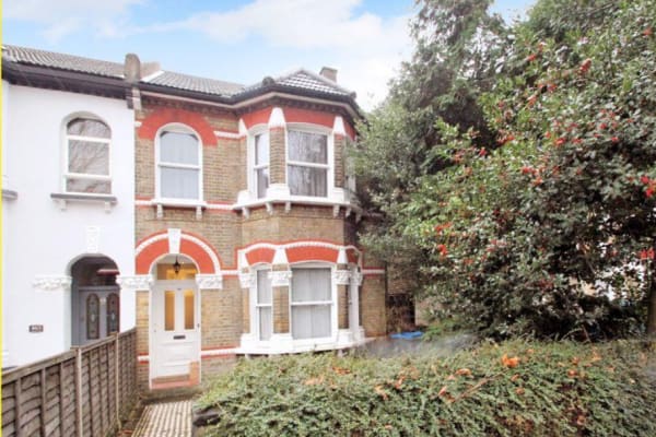 House sit in Purley, United Kingdom