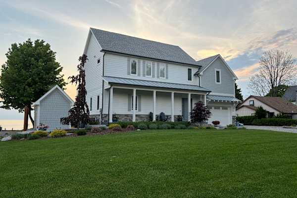 House sit in Bayfield, ON, Canada