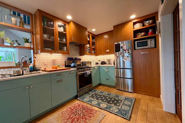 House sit in Seattle, WA, US