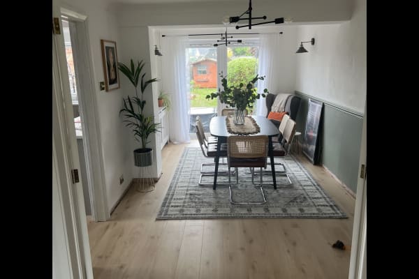 House sit in Hoddesdon, United Kingdom