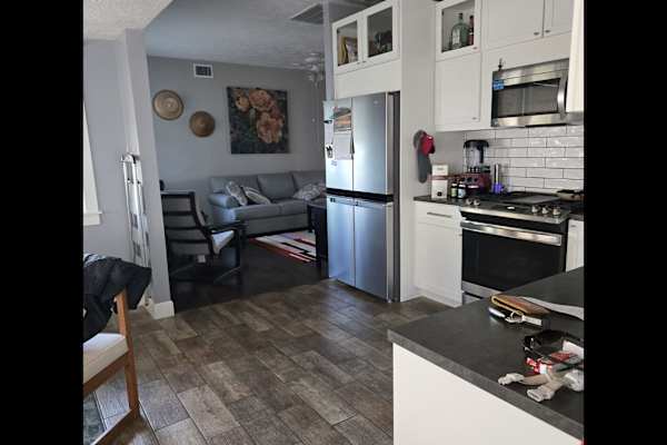 House sit in Las Vegas, NV, US