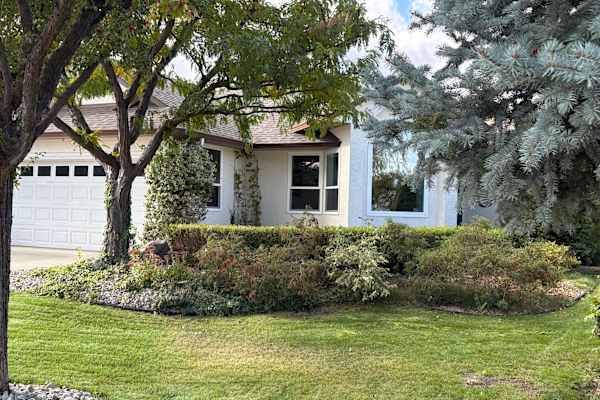 House sit in Oliver, BC, Canada