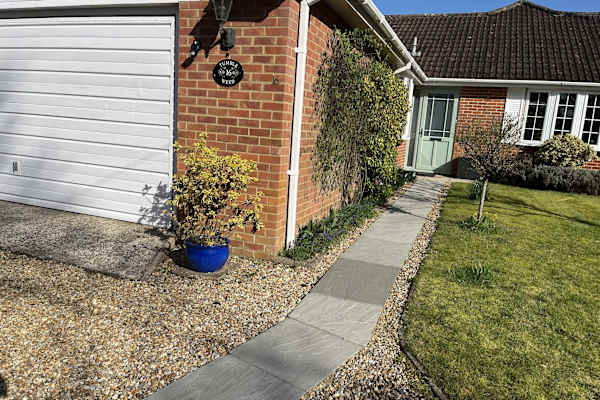 House sit in Bordon, United Kingdom