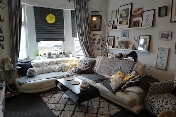 House sit in Glasgow, United Kingdom