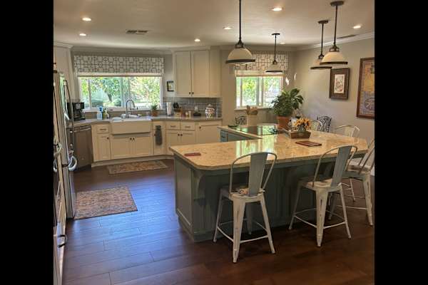 House sit in Fresno, CA, US